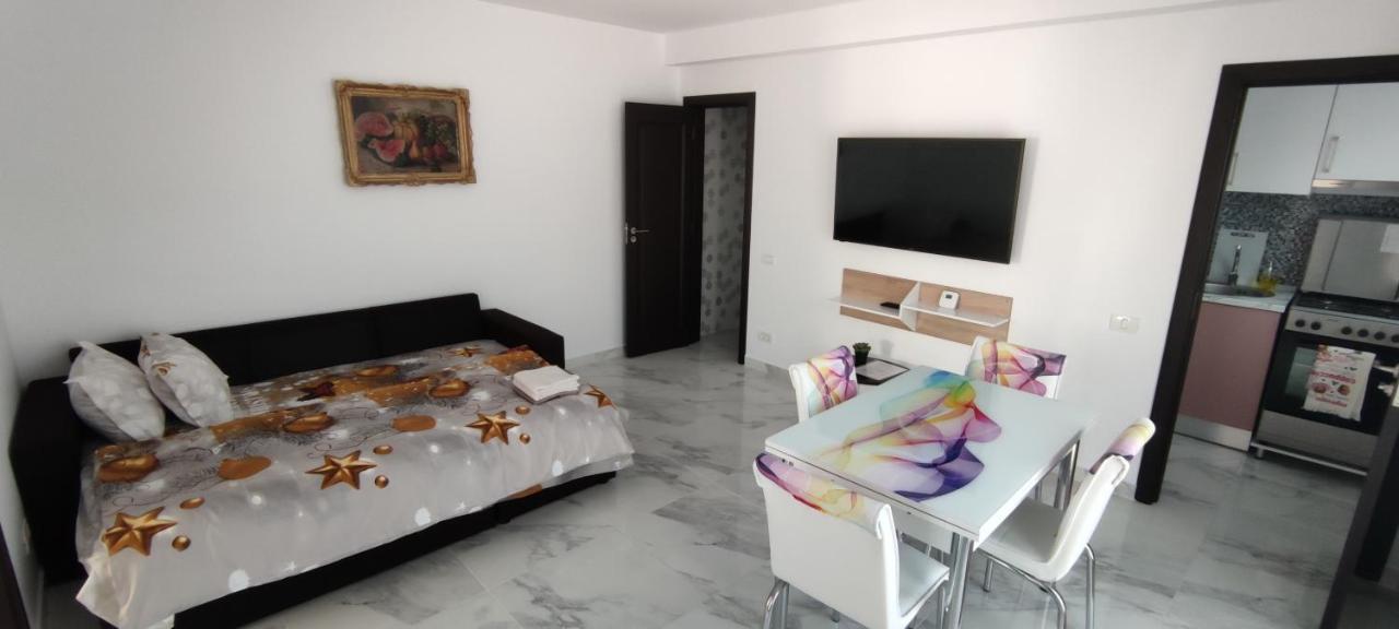 Home Naya Bukurešť Exteriér fotografie