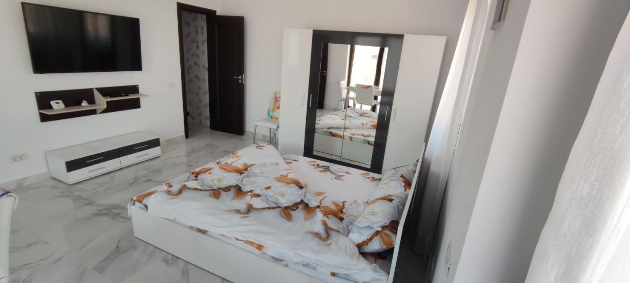 Home Naya Bukurešť Exteriér fotografie